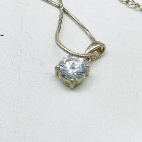 AVON Pendant Necklace Clear Faceted Crystal Silver Tone Signed - Picture 3 of 6